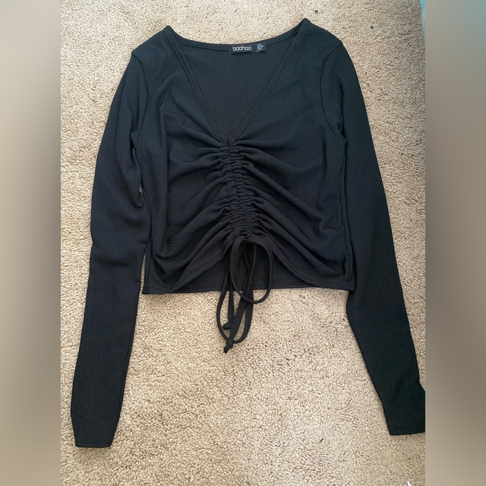 black scrunched long sleeve